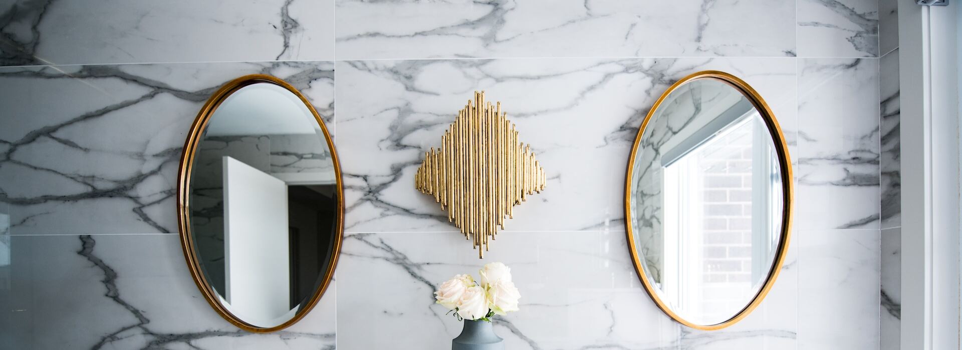 Badezimmergeschäft -Badezimmergeschäft christian mackie 6BJu73 UJpg unsplash 1