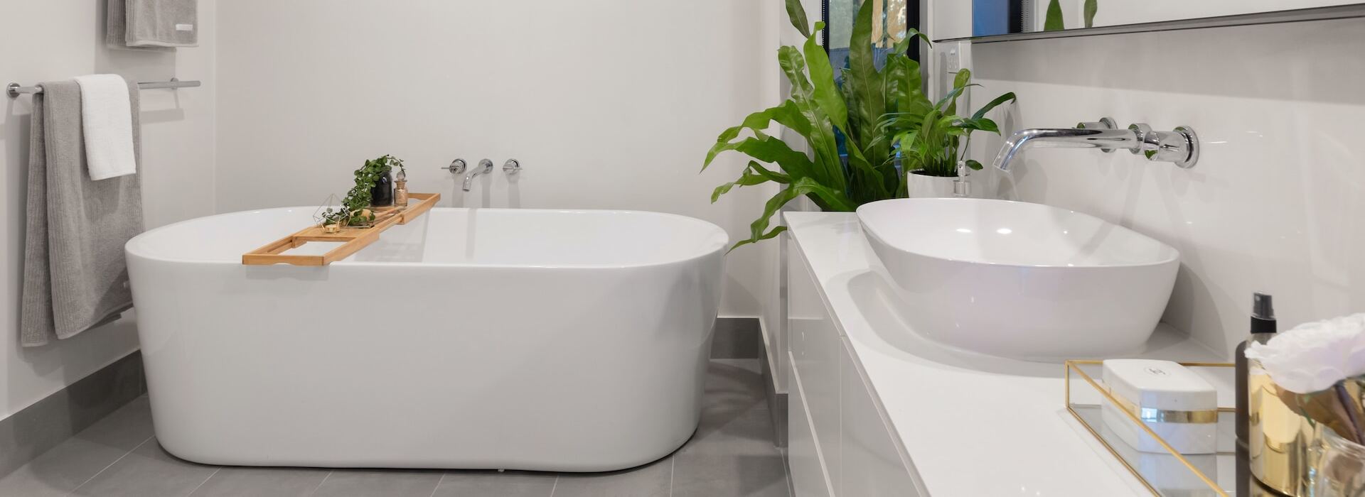 Badezimmergeschäft -Badezimmergeschäft steven ungermann Aac7IlKnYX8 unsplash 1